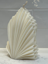 Load image into Gallery viewer, Valencia